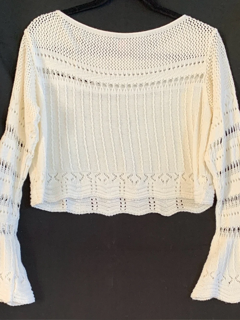 FARM RIO open crochet crop top with flared long sleeves white -size M
